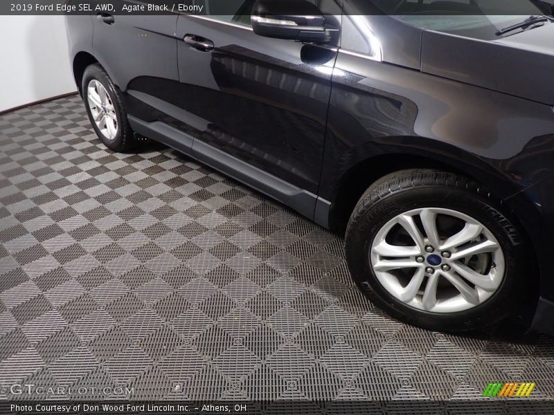 Agate Black / Ebony 2019 Ford Edge SEL AWD