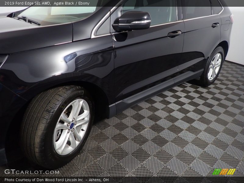 Agate Black / Ebony 2019 Ford Edge SEL AWD