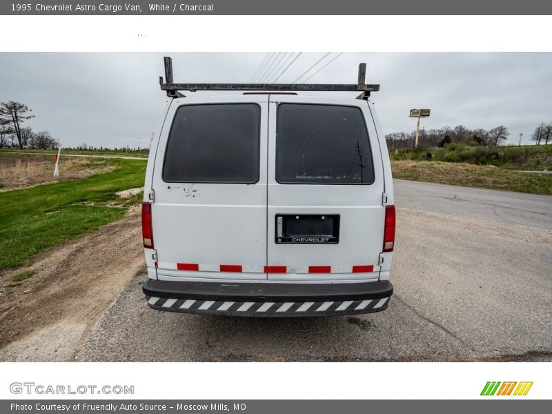 White / Charcoal 1995 Chevrolet Astro Cargo Van