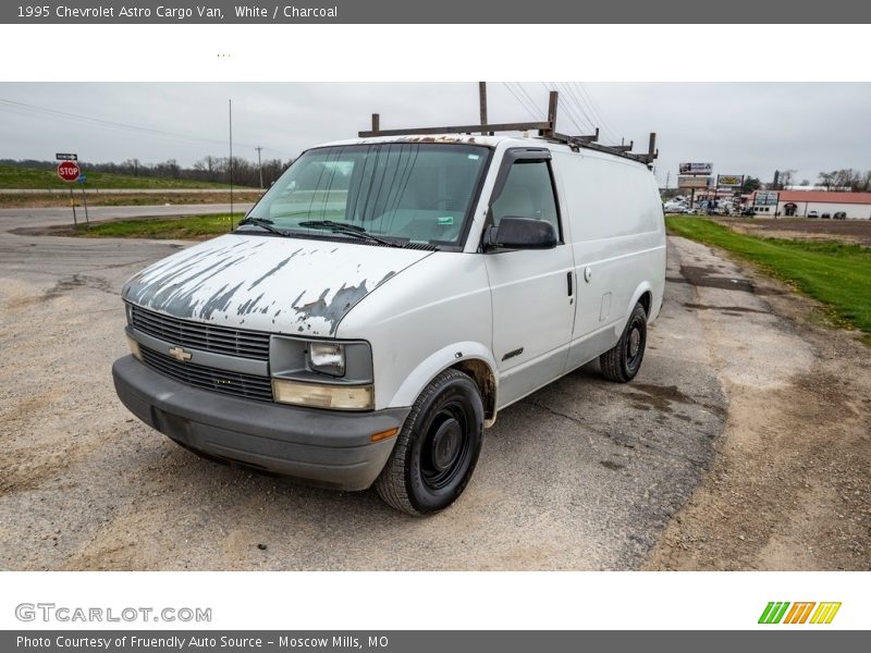 White / Charcoal 1995 Chevrolet Astro Cargo Van