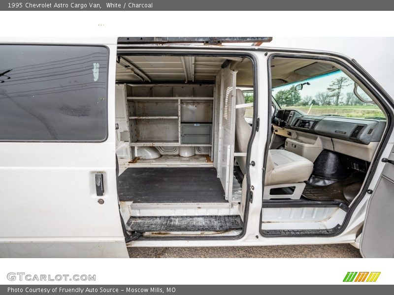 White / Charcoal 1995 Chevrolet Astro Cargo Van