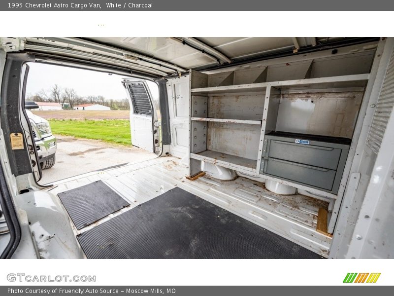 White / Charcoal 1995 Chevrolet Astro Cargo Van