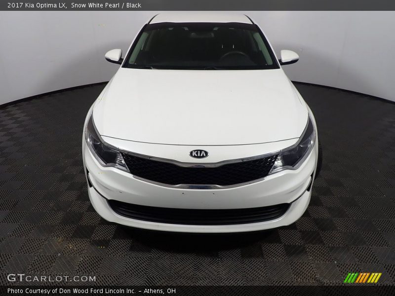 Snow White Pearl / Black 2017 Kia Optima LX