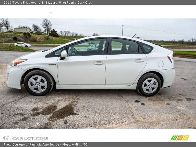 Blizzard White Pearl / Dark Gray 2010 Toyota Prius Hybrid II