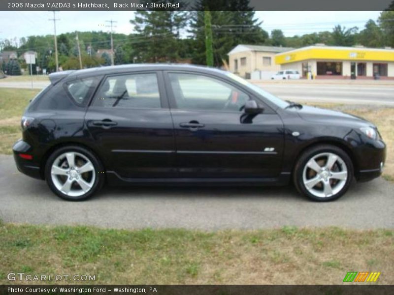 Black Mica / Black/Red 2006 Mazda MAZDA3 s Hatchback