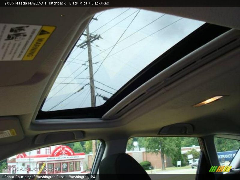 Black Mica / Black/Red 2006 Mazda MAZDA3 s Hatchback