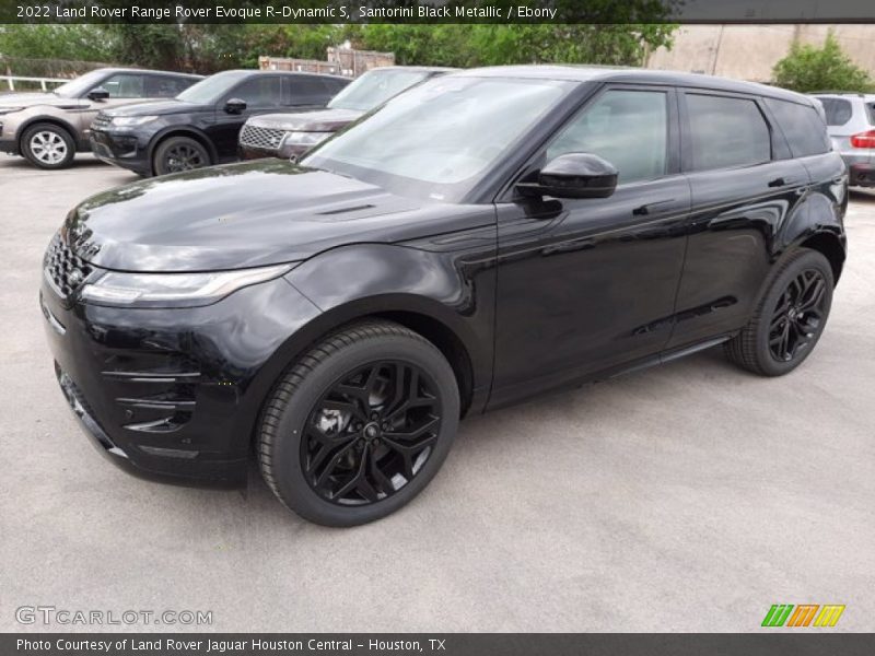 Front 3/4 View of 2022 Range Rover Evoque R-Dynamic S