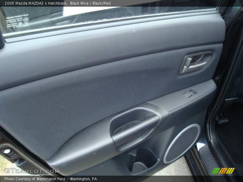 Black Mica / Black/Red 2006 Mazda MAZDA3 s Hatchback