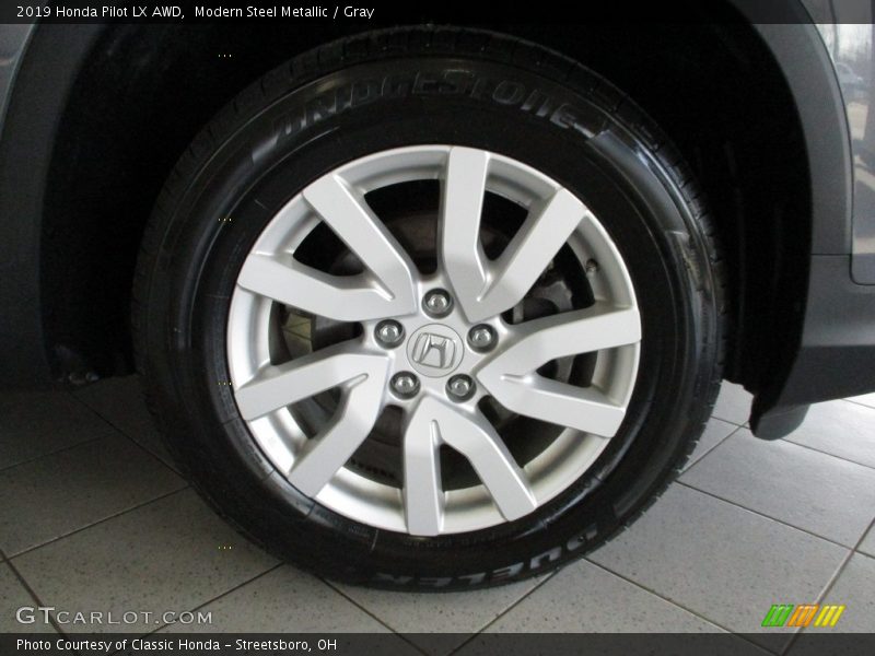  2019 Pilot LX AWD Wheel