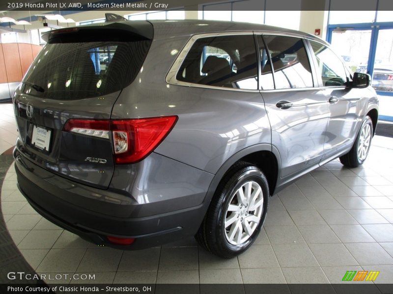 Modern Steel Metallic / Gray 2019 Honda Pilot LX AWD