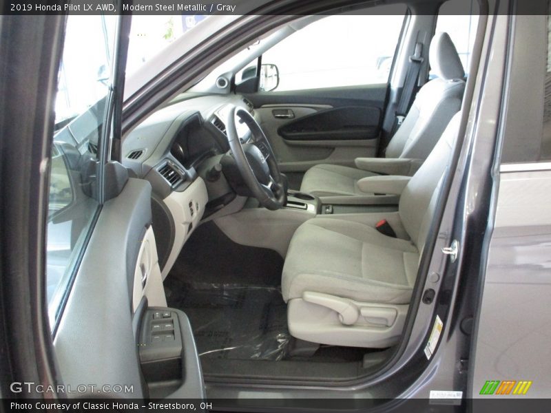 Modern Steel Metallic / Gray 2019 Honda Pilot LX AWD