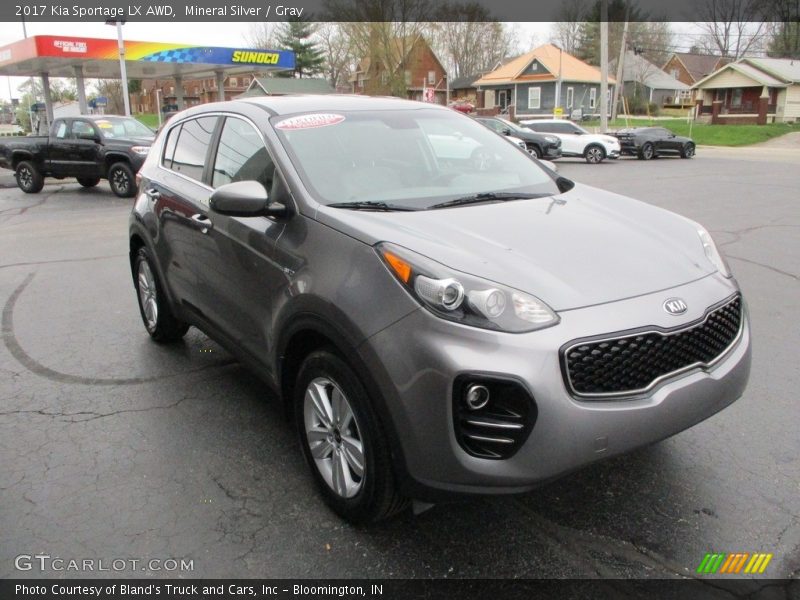 Mineral Silver / Gray 2017 Kia Sportage LX AWD