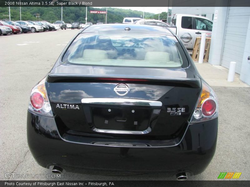 Super Black / Blond 2008 Nissan Altima 3.5 SE