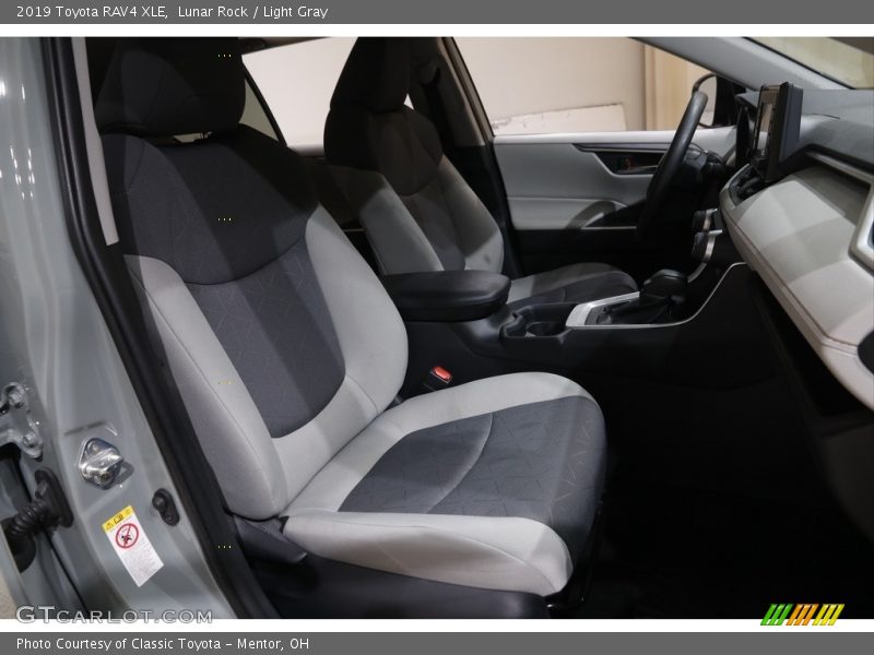 Lunar Rock / Light Gray 2019 Toyota RAV4 XLE