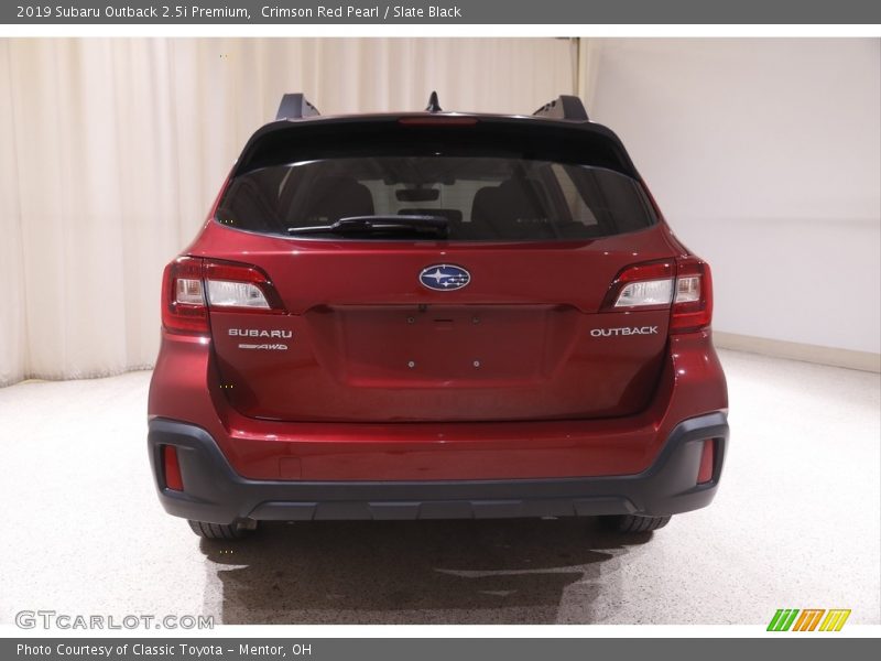 Crimson Red Pearl / Slate Black 2019 Subaru Outback 2.5i Premium