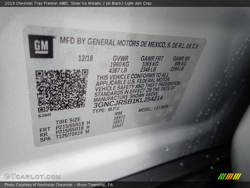 Silver Ice Metallic / Jet Black/­Light Ash Gray 2019 Chevrolet Trax Premier AWD
