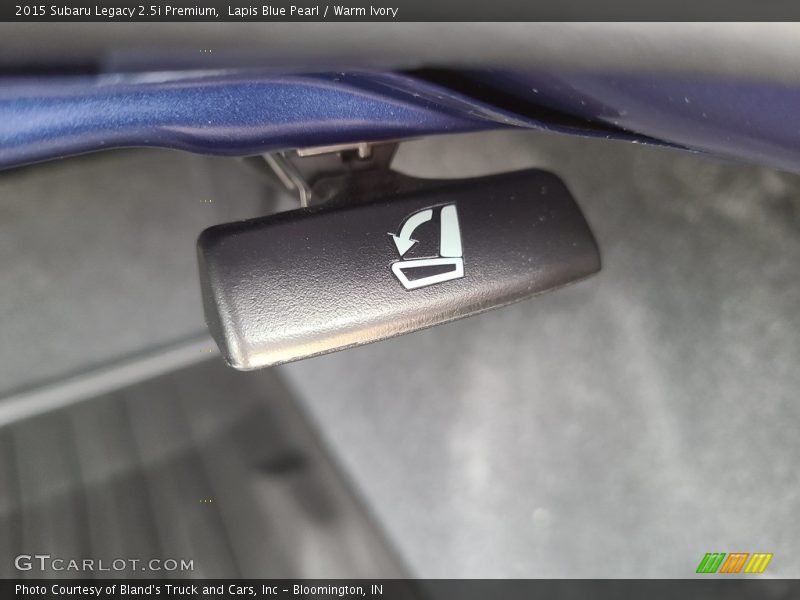 Lapis Blue Pearl / Warm Ivory 2015 Subaru Legacy 2.5i Premium