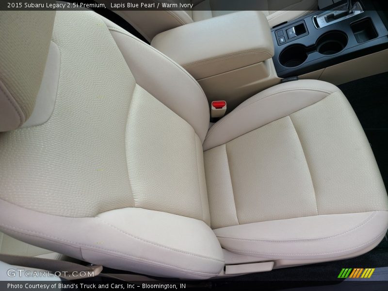 Front Seat of 2015 Legacy 2.5i Premium