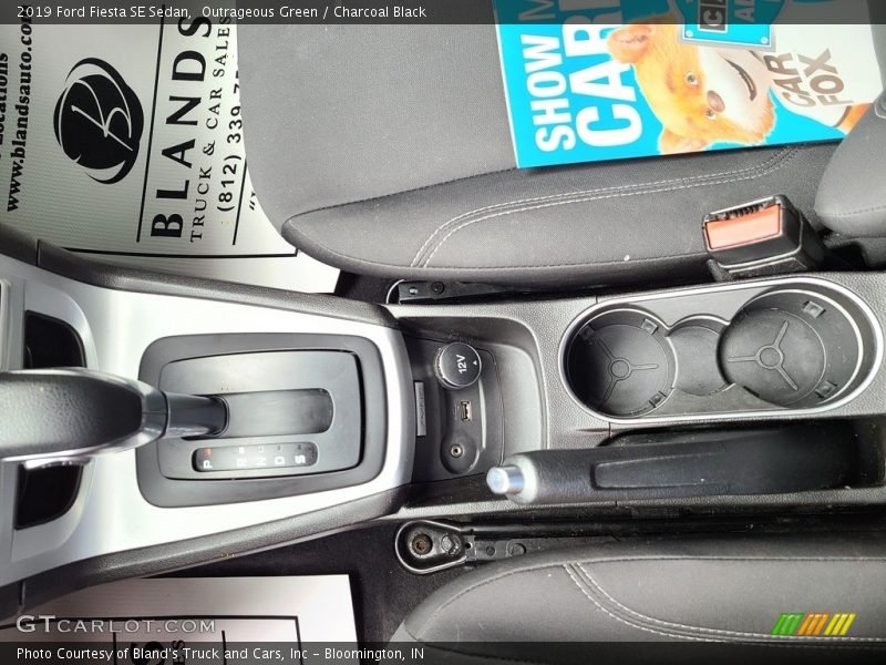 Outrageous Green / Charcoal Black 2019 Ford Fiesta SE Sedan