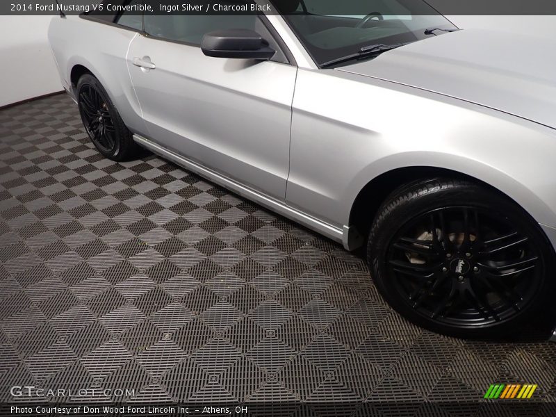 Ingot Silver / Charcoal Black 2014 Ford Mustang V6 Convertible