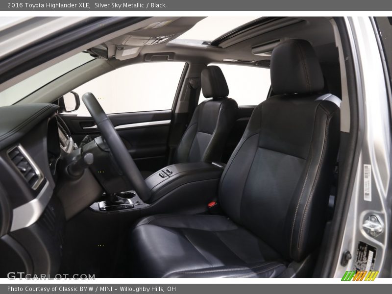 Silver Sky Metallic / Black 2016 Toyota Highlander XLE
