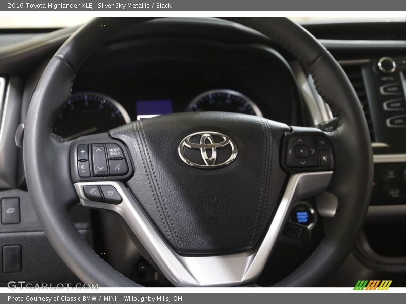 Silver Sky Metallic / Black 2016 Toyota Highlander XLE