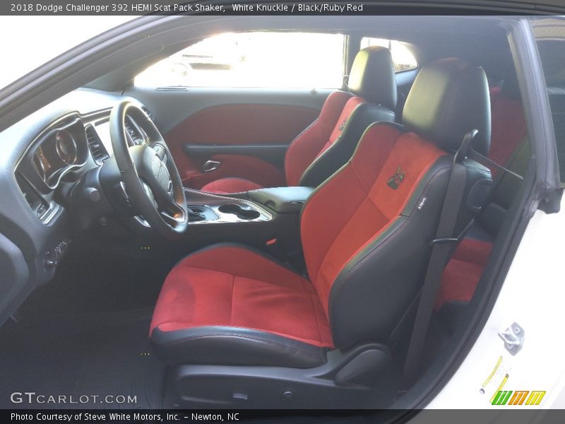 Front Seat of 2018 Challenger 392 HEMI Scat Pack Shaker