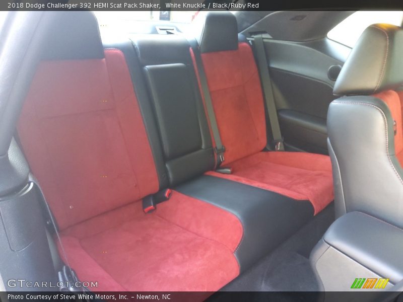 White Knuckle / Black/Ruby Red 2018 Dodge Challenger 392 HEMI Scat Pack Shaker