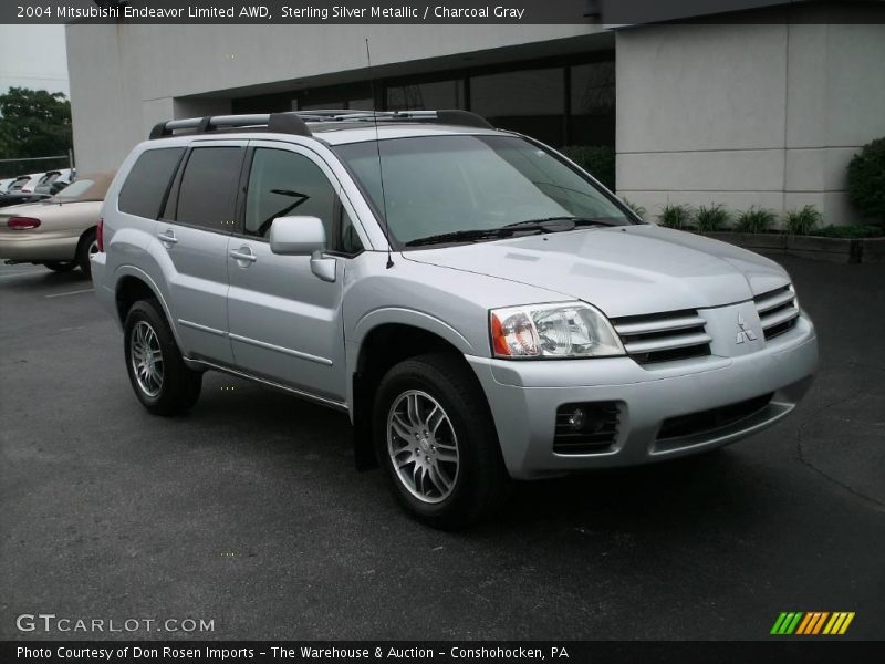 Sterling Silver Metallic / Charcoal Gray 2004 Mitsubishi Endeavor Limited AWD