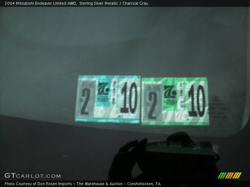 Sterling Silver Metallic / Charcoal Gray 2004 Mitsubishi Endeavor Limited AWD