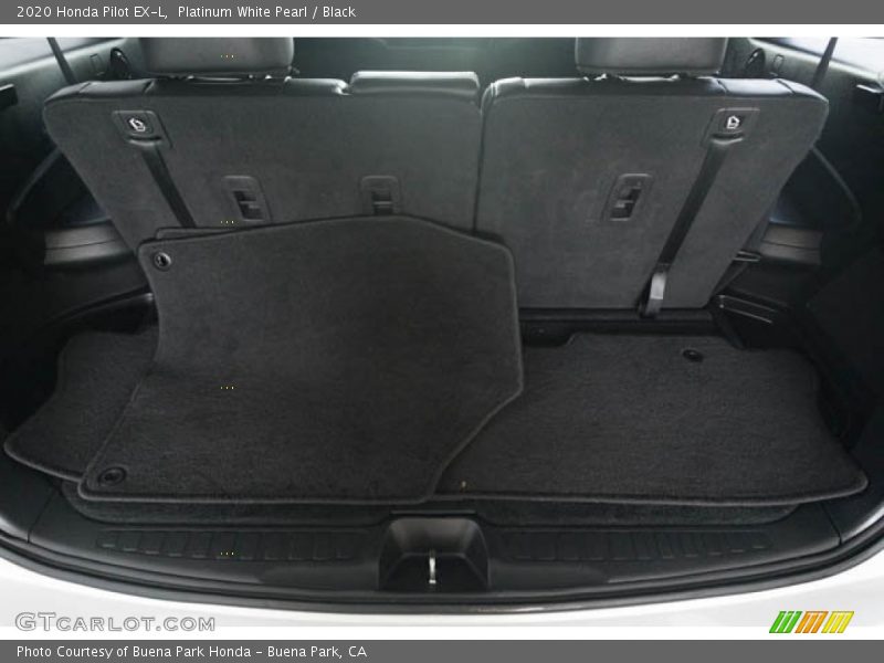Platinum White Pearl / Black 2020 Honda Pilot EX-L