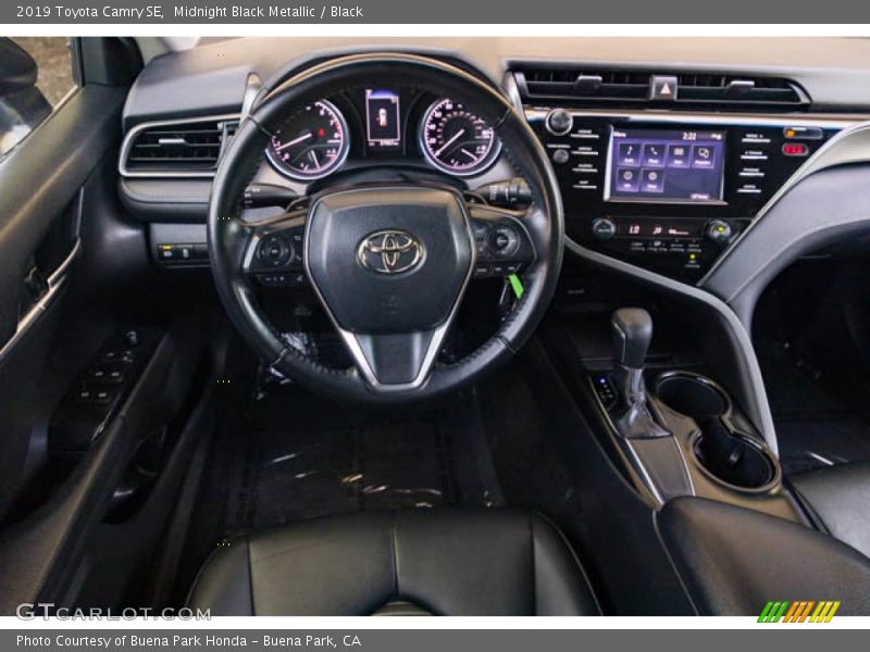 Midnight Black Metallic / Black 2019 Toyota Camry SE