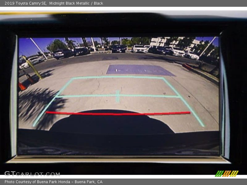 Midnight Black Metallic / Black 2019 Toyota Camry SE