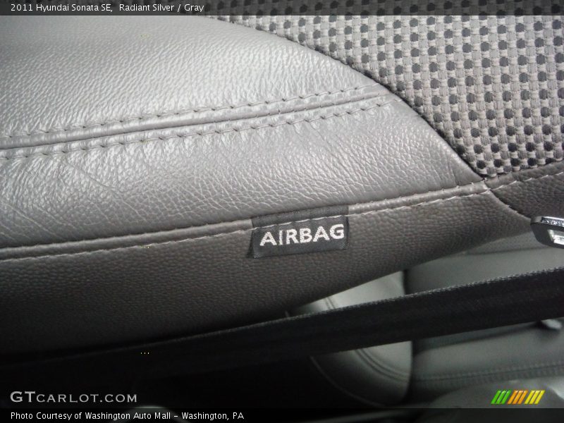 Radiant Silver / Gray 2011 Hyundai Sonata SE