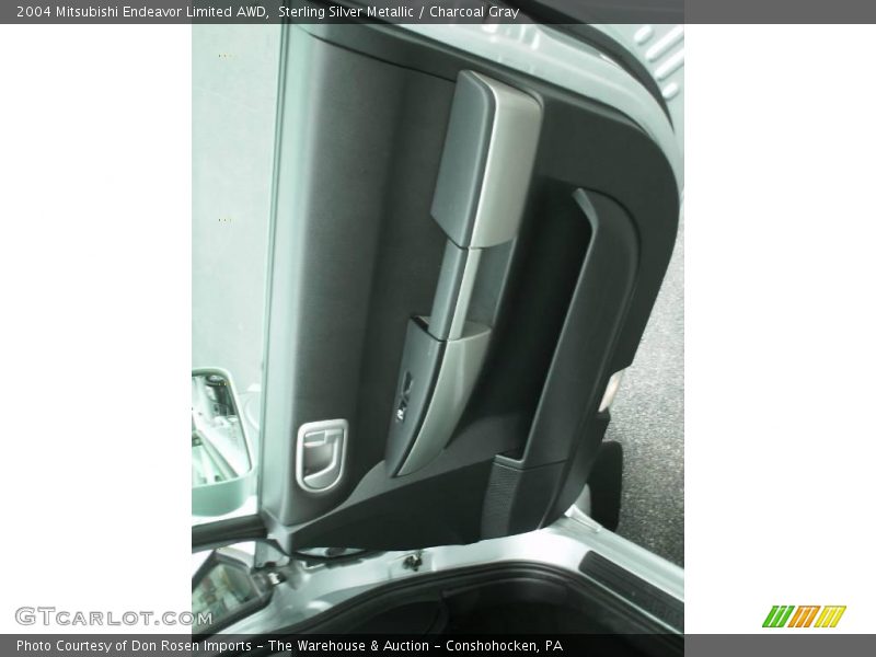 Sterling Silver Metallic / Charcoal Gray 2004 Mitsubishi Endeavor Limited AWD