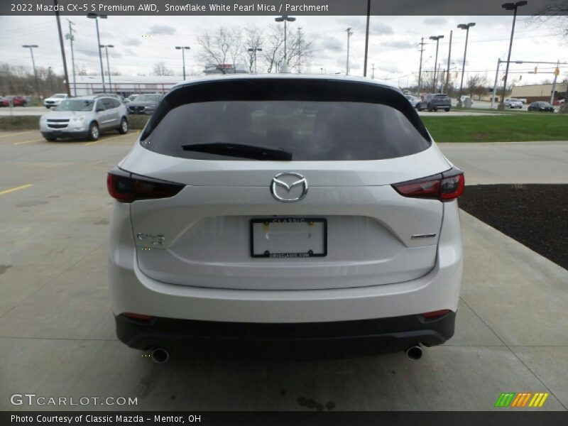 Snowflake White Pearl Mica / Parchment 2022 Mazda CX-5 S Premium AWD
