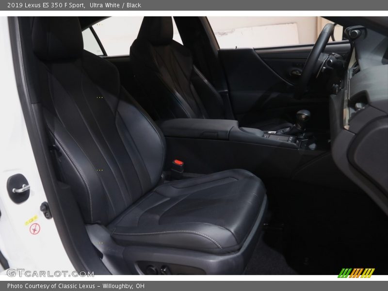 Ultra White / Black 2019 Lexus ES 350 F Sport