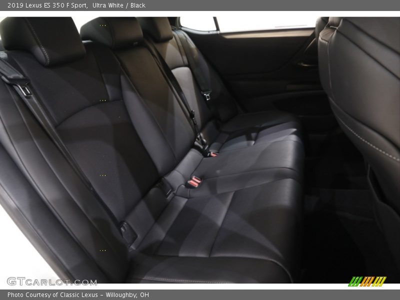 Ultra White / Black 2019 Lexus ES 350 F Sport