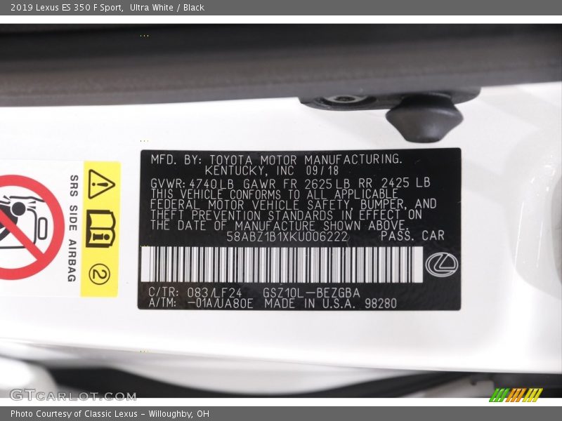 Ultra White / Black 2019 Lexus ES 350 F Sport