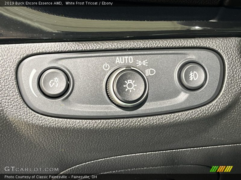 White Frost Tricoat / Ebony 2019 Buick Encore Essence AWD