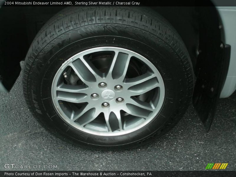 Sterling Silver Metallic / Charcoal Gray 2004 Mitsubishi Endeavor Limited AWD