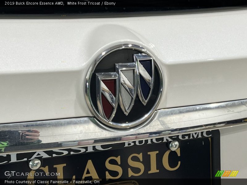 White Frost Tricoat / Ebony 2019 Buick Encore Essence AWD