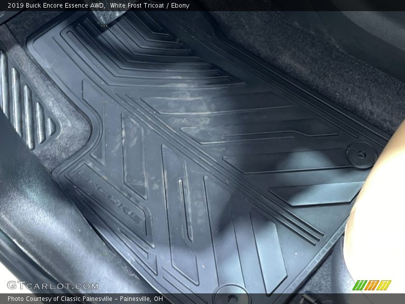 White Frost Tricoat / Ebony 2019 Buick Encore Essence AWD