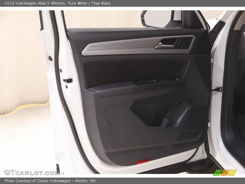 Door Panel of 2019 Atlas S 4Motion