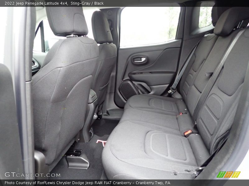 Sting-Gray / Black 2022 Jeep Renegade Latitude 4x4
