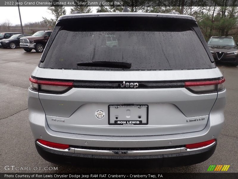 Silver Zynith / Global Black 2022 Jeep Grand Cherokee Limited 4x4
