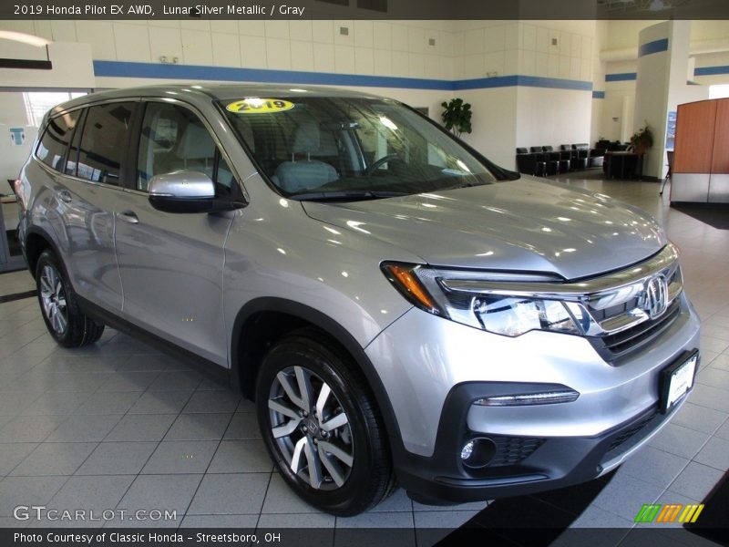 Lunar Silver Metallic / Gray 2019 Honda Pilot EX AWD
