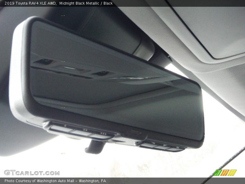 Midnight Black Metallic / Black 2019 Toyota RAV4 XLE AWD