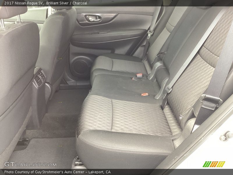 Brilliant Silver / Charcoal 2017 Nissan Rogue SV