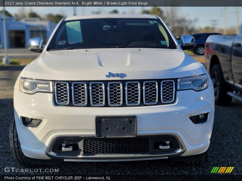 Bright White / Brown/Light Frost Beige 2017 Jeep Grand Cherokee Overland 4x4